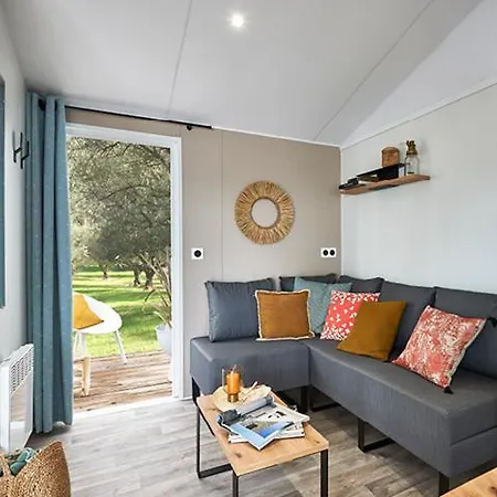 Domaine Du Blanc Pignon 2*