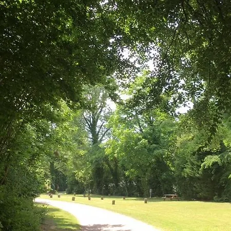 Camping Domaine Du Blanc Pignon La Calotterie