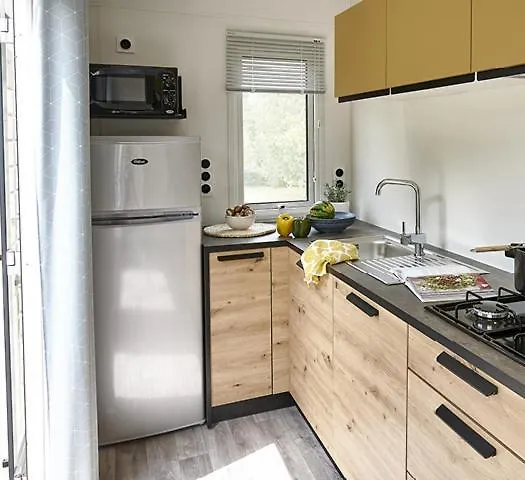 Camping Domaine Du Blanc Pignon La Calotterie