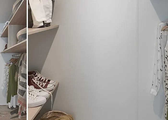 Domaine Du Blanc Pignon 2* La Calotterie